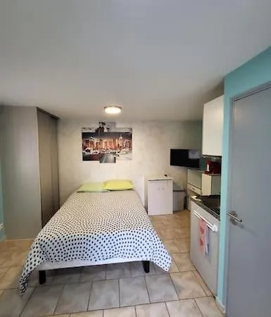 Appartamento Immeuble Traverse Des Iles Grenoble