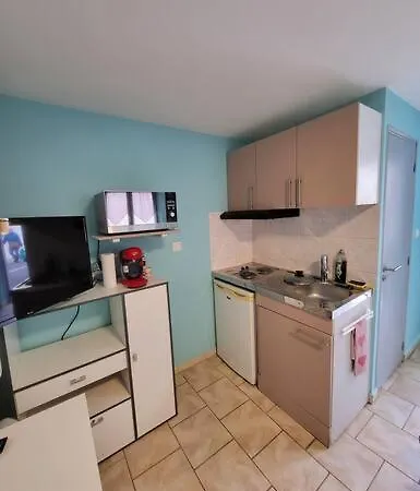 Immeuble Traverse Des Iles * Гренобль